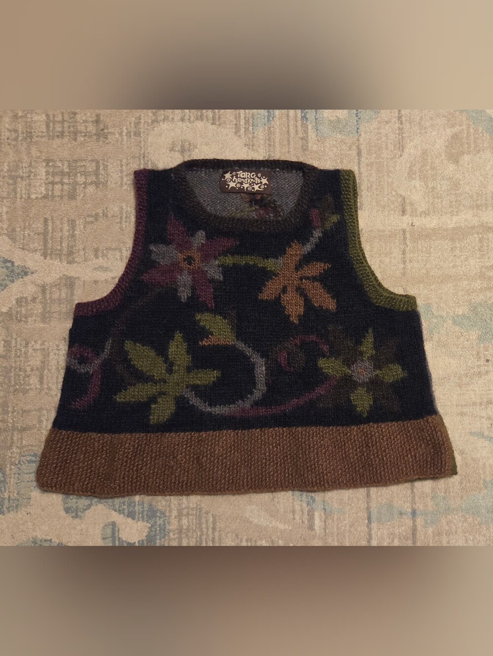 Tara Handknits Vintage Vest. Size L. EUC